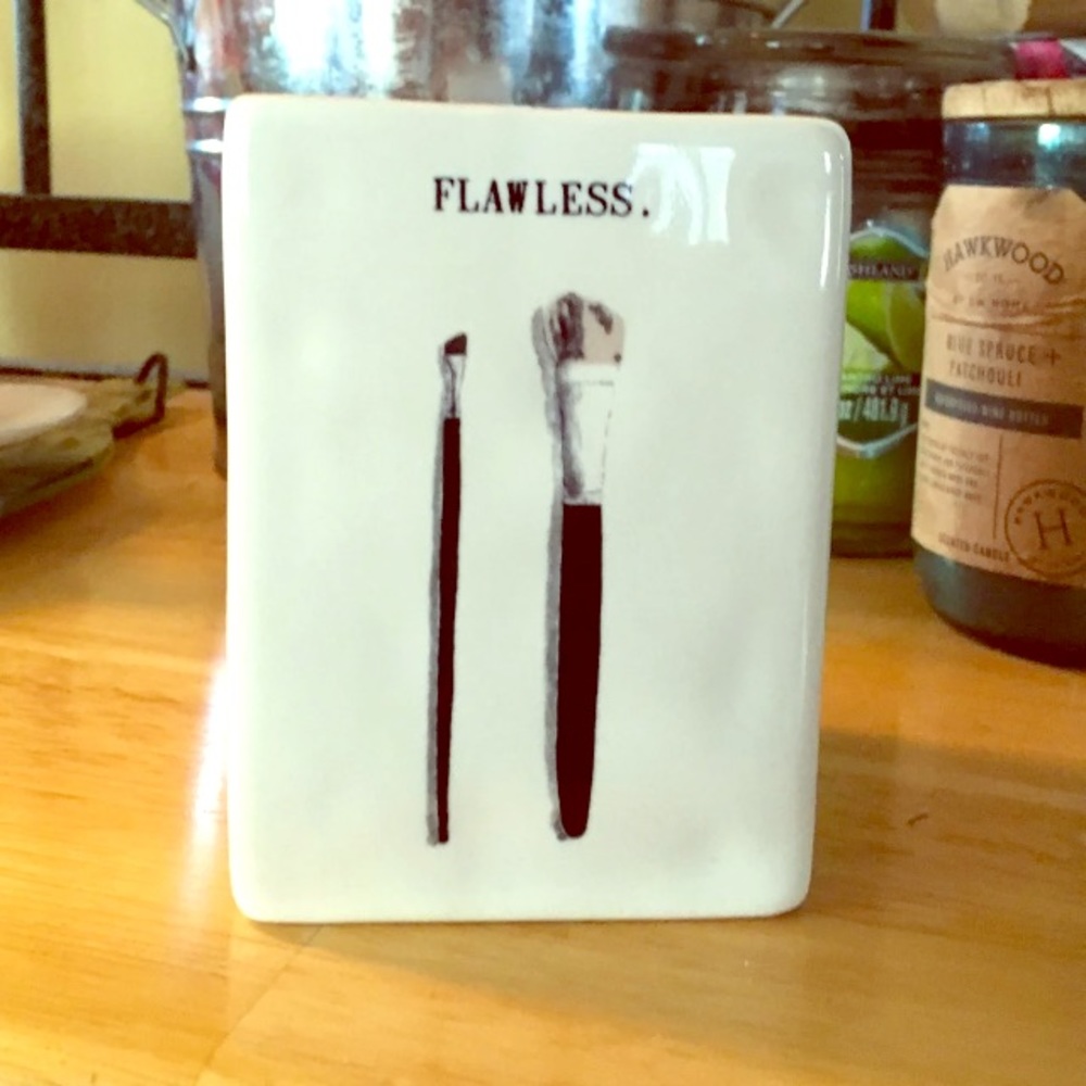 Brush Holder